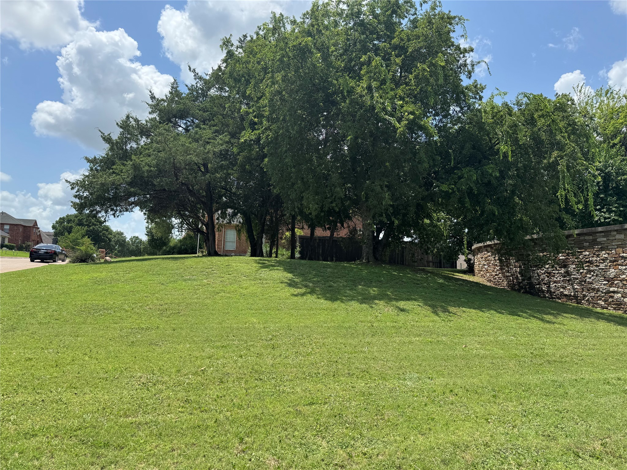 1701 Plum Creek Drive Desoto TX 75115