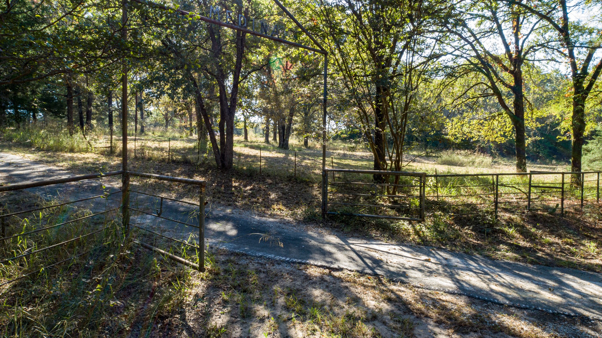 412 Rs County Road 1275 Emory TX 75440