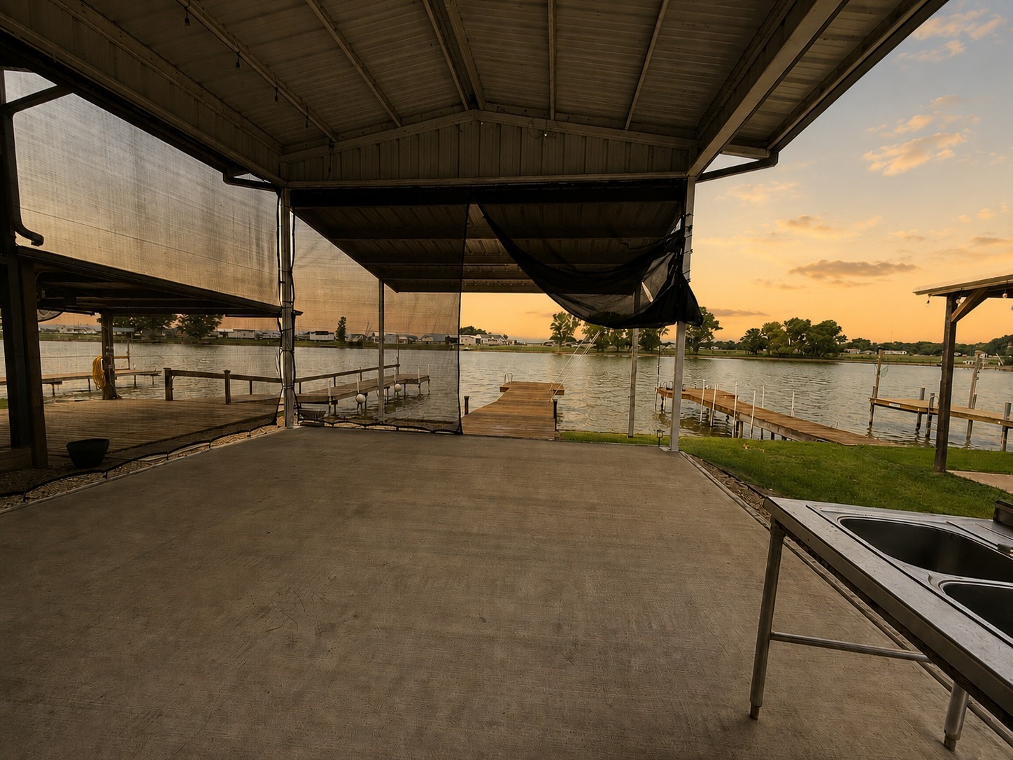 2058 Pelican Isle Drive Kerens TX 75144