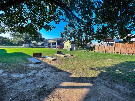 2058 Pelican Isle Drive Kerens TX 75144