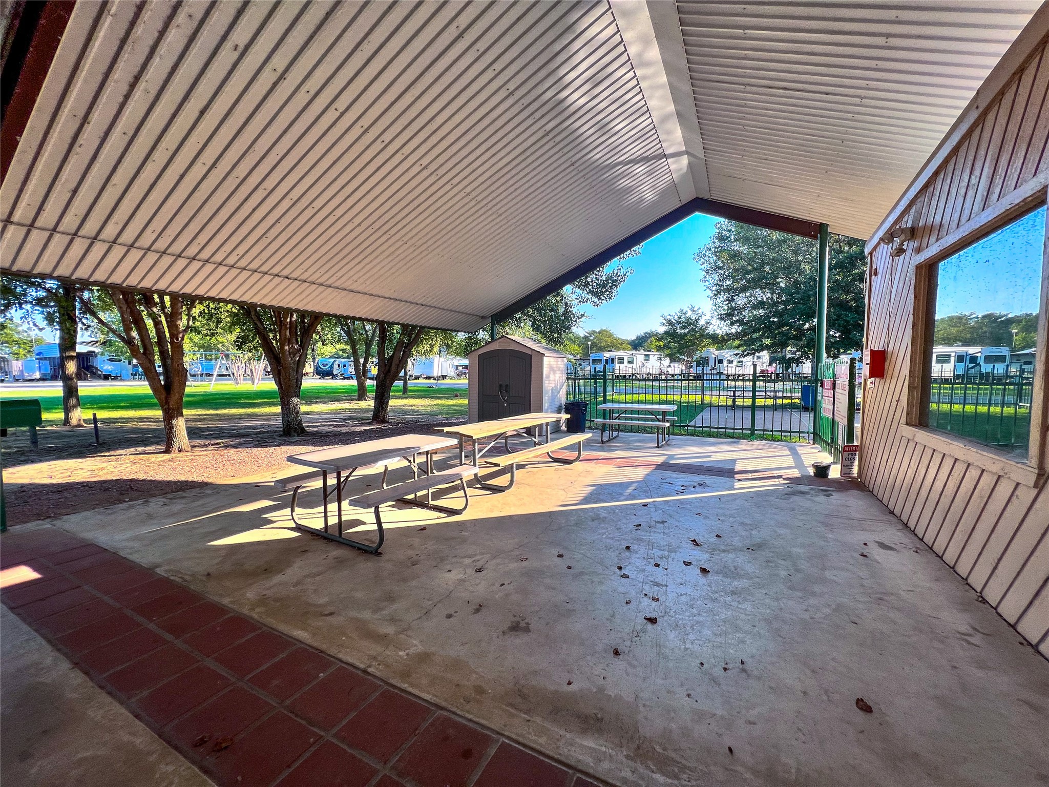2058 Pelican Isle Drive Kerens TX 75144