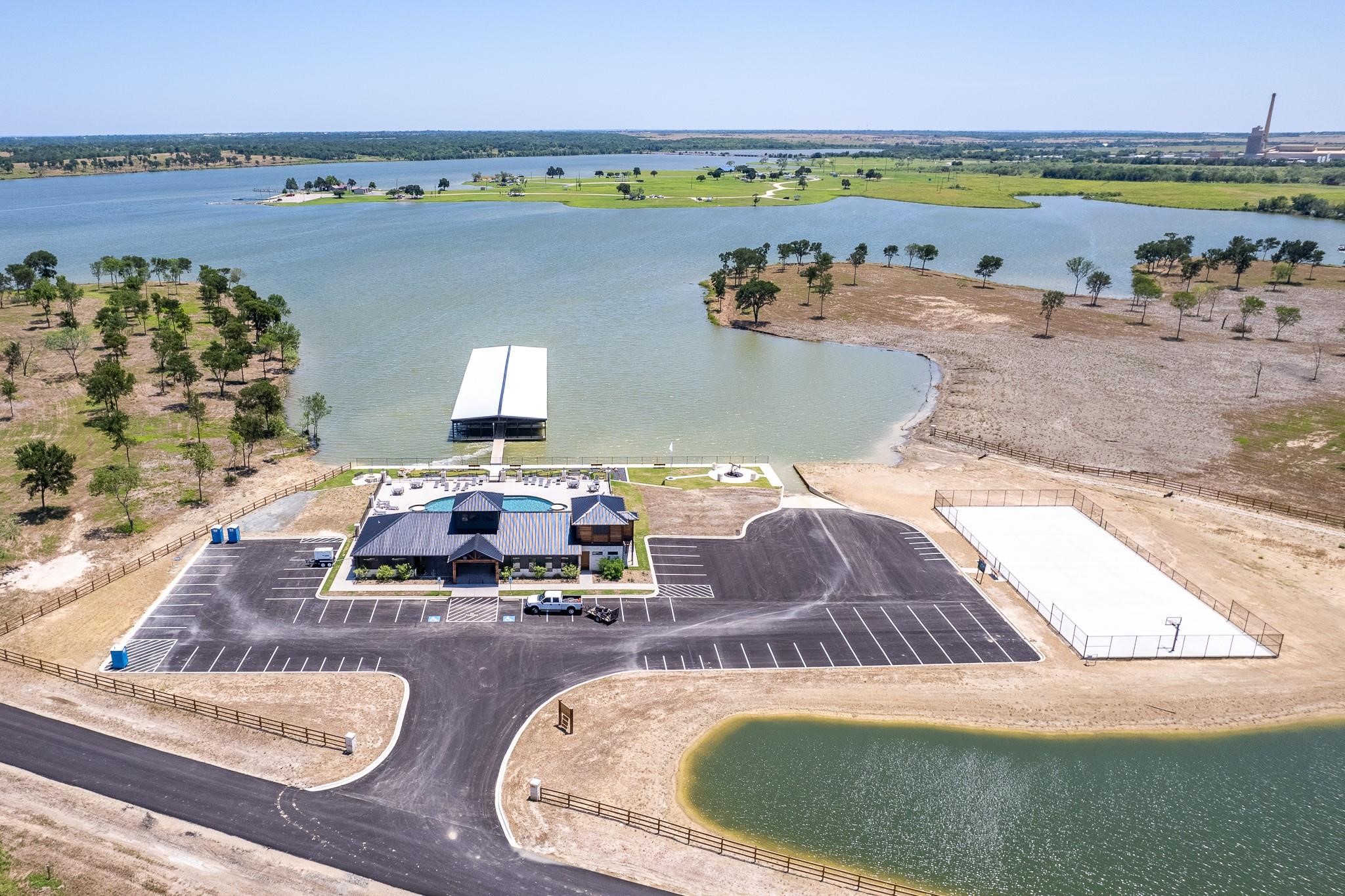 L 238 Waterfront Club Corsicana TX 75109