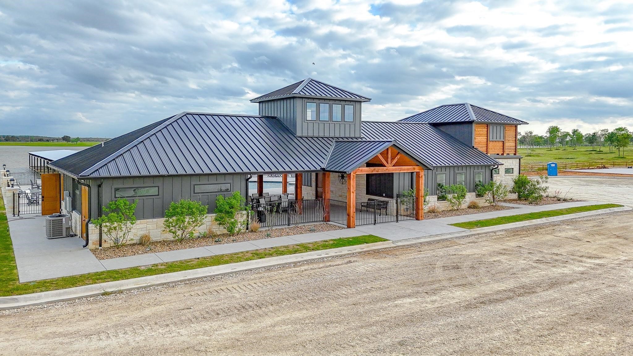 L 238 Waterfront Club Corsicana TX 75109