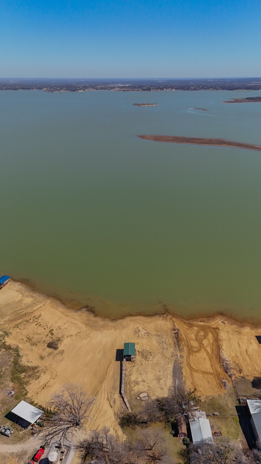 362 Meadow Pond Bridgeport TX 76426