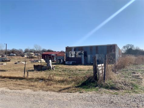 689 Feed Store Road Bowie TX 76230