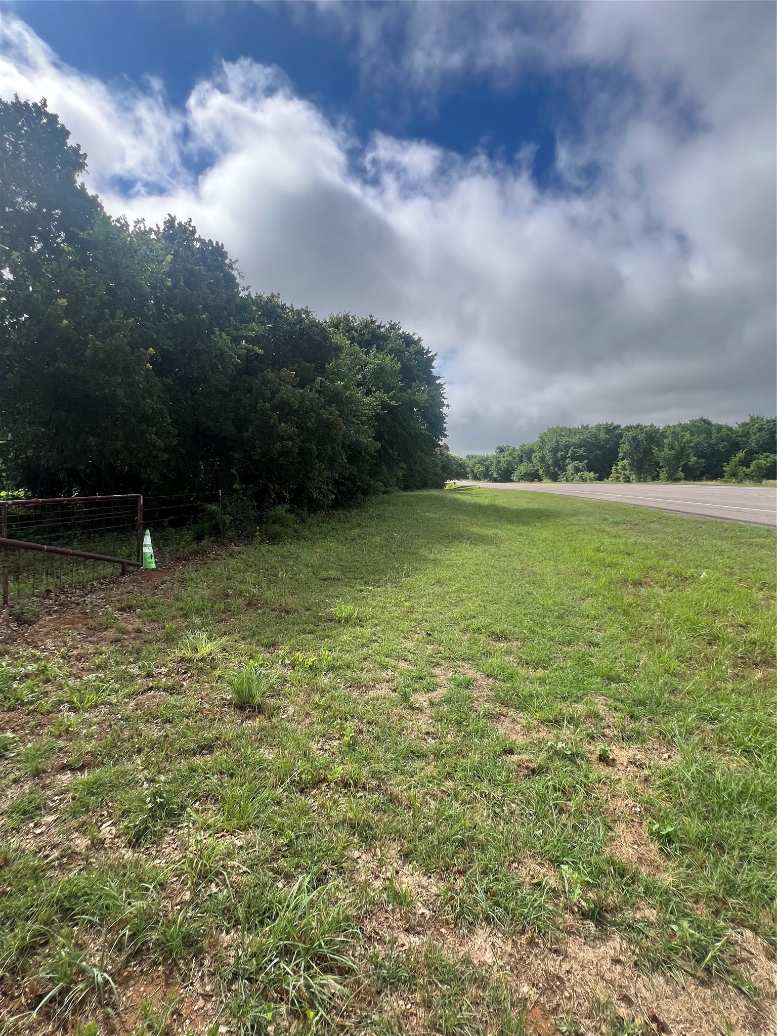 7101 S Highway 171 Grandview TX 76050