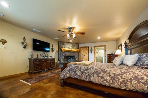 11398 County Road 4177 Laneville TX 75667