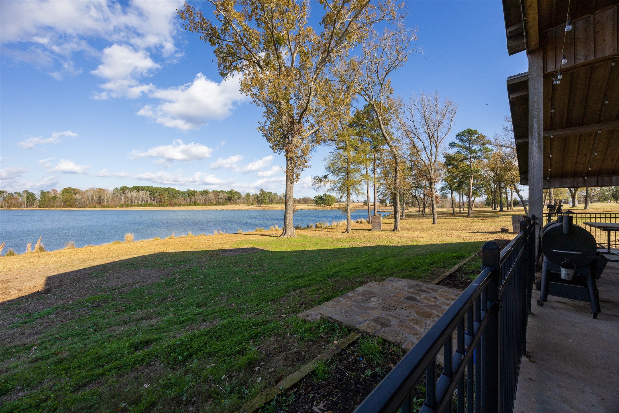 11398 County Road 4177 Laneville TX 75667