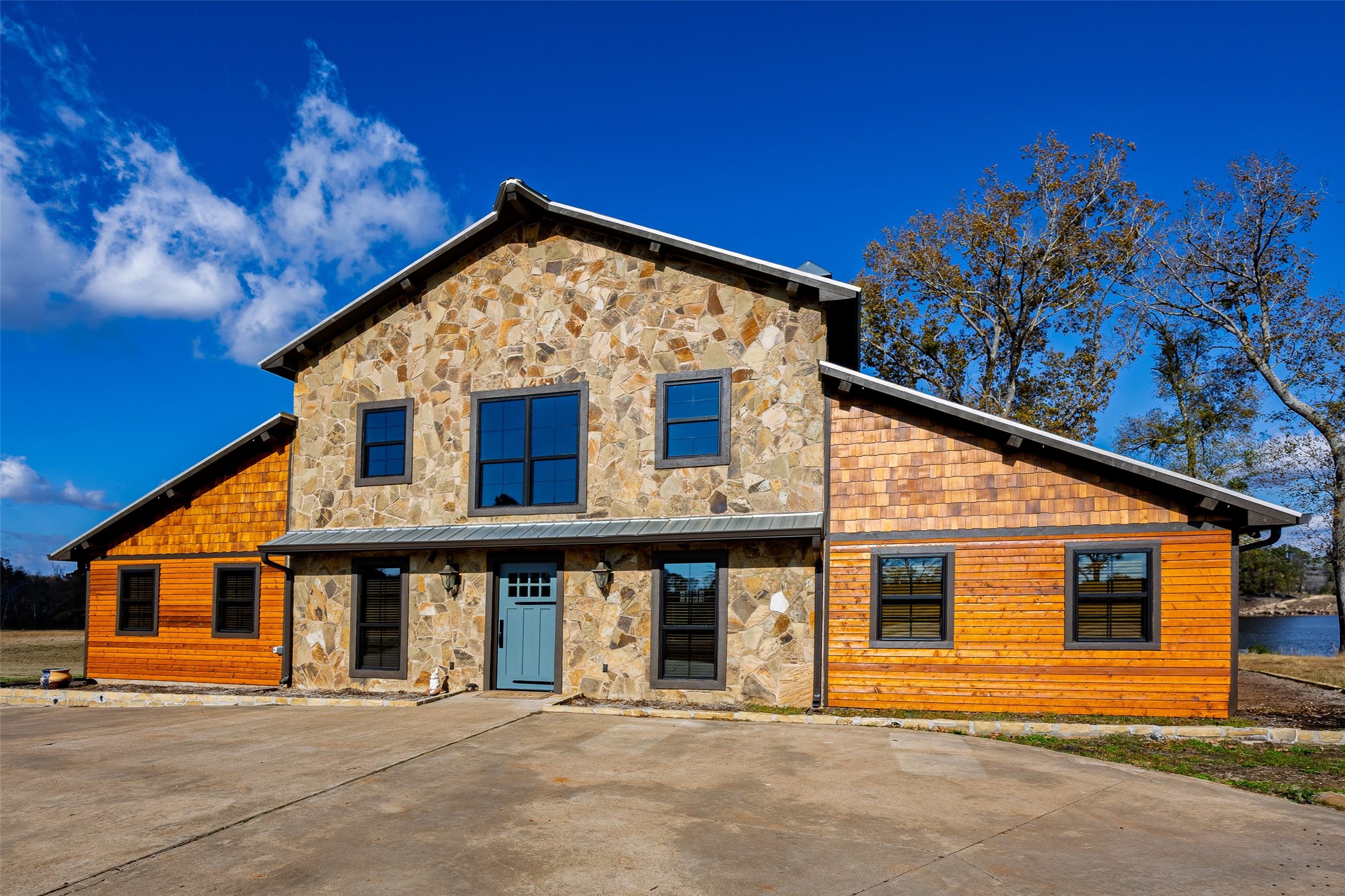11398 County Road 4177 Laneville TX 75667