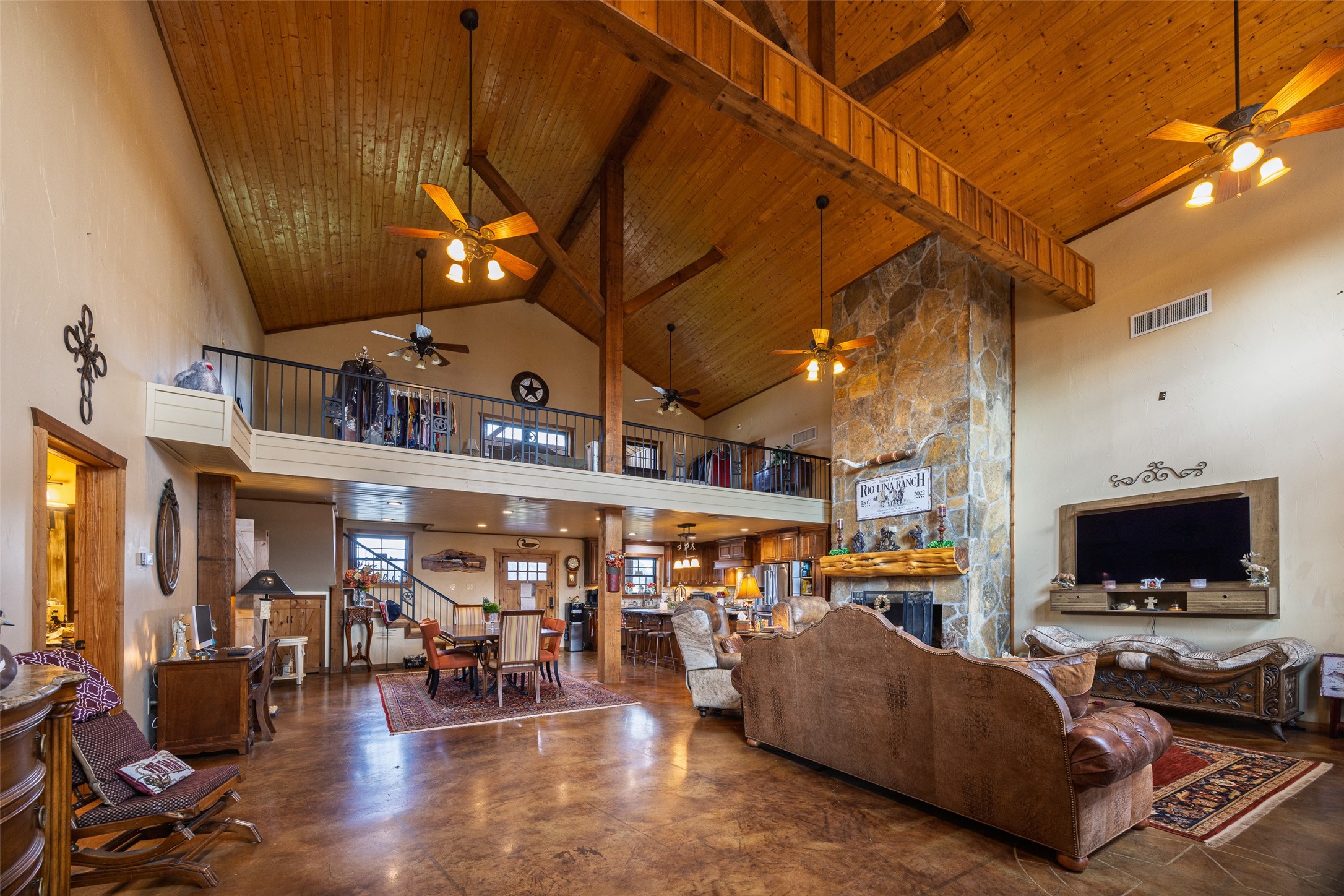 11398 County Road 4177 Laneville TX 75667