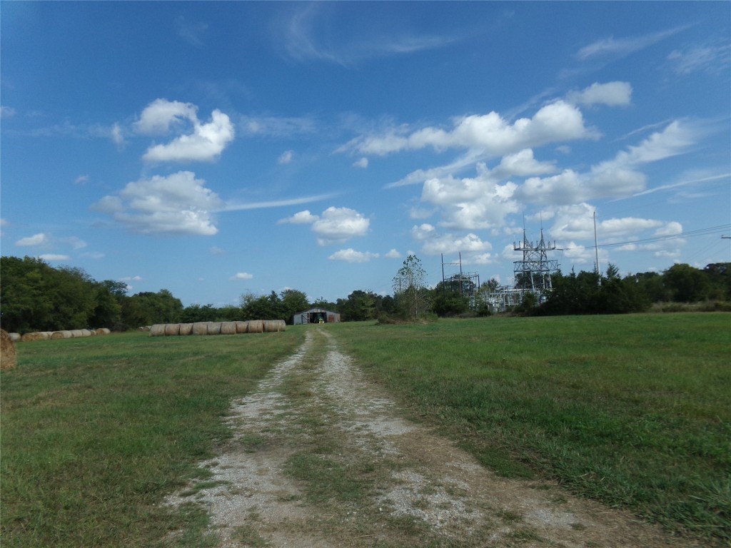 1753 Fm 194 Blossom TX 75416
