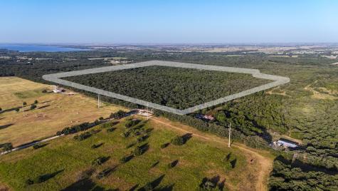 1957 Prairie Grove Road Valley View TX 76272
