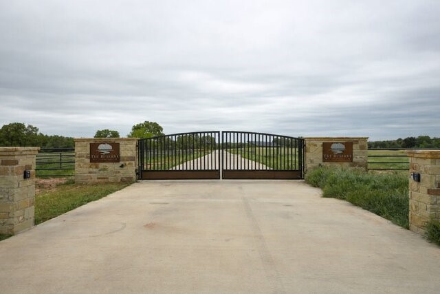 6001 Conifer Court Poolville TX 76487