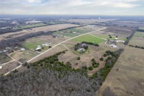 938 County Road 4900 Trenton TX 75490