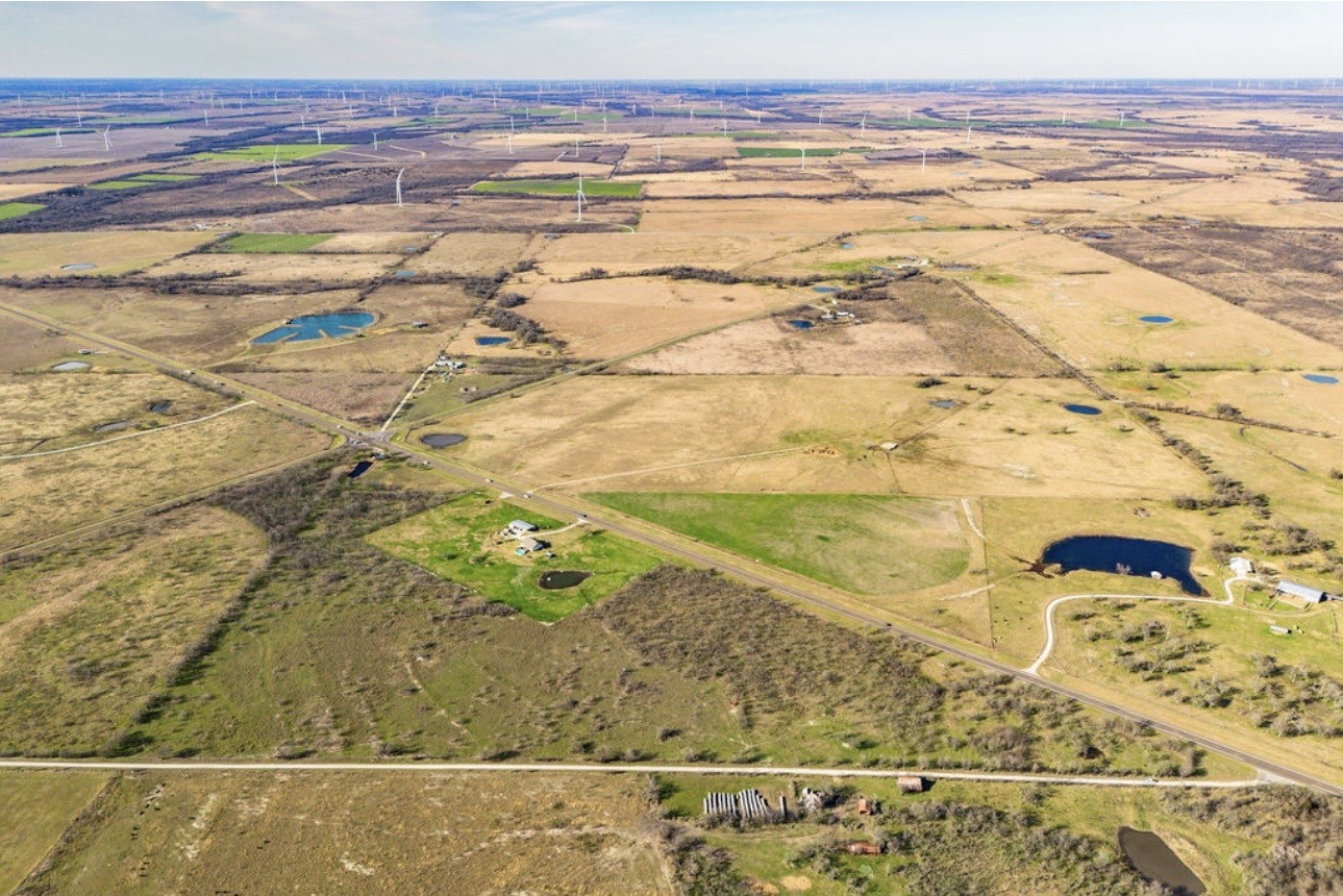 194 Lcr 614 Groesbeck TX 76642