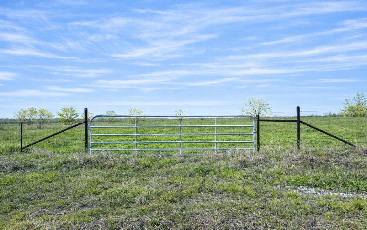 194 Lcr 614 Groesbeck TX 76642
