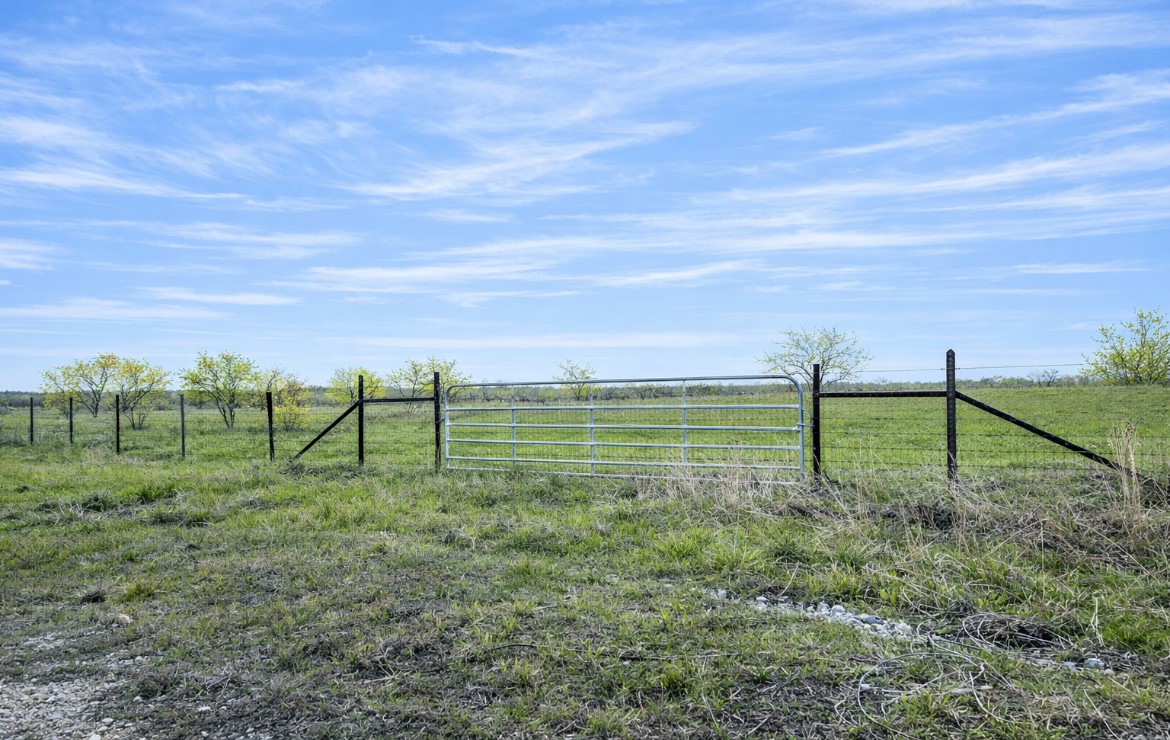 194 Lcr 614 Groesbeck TX 76642
