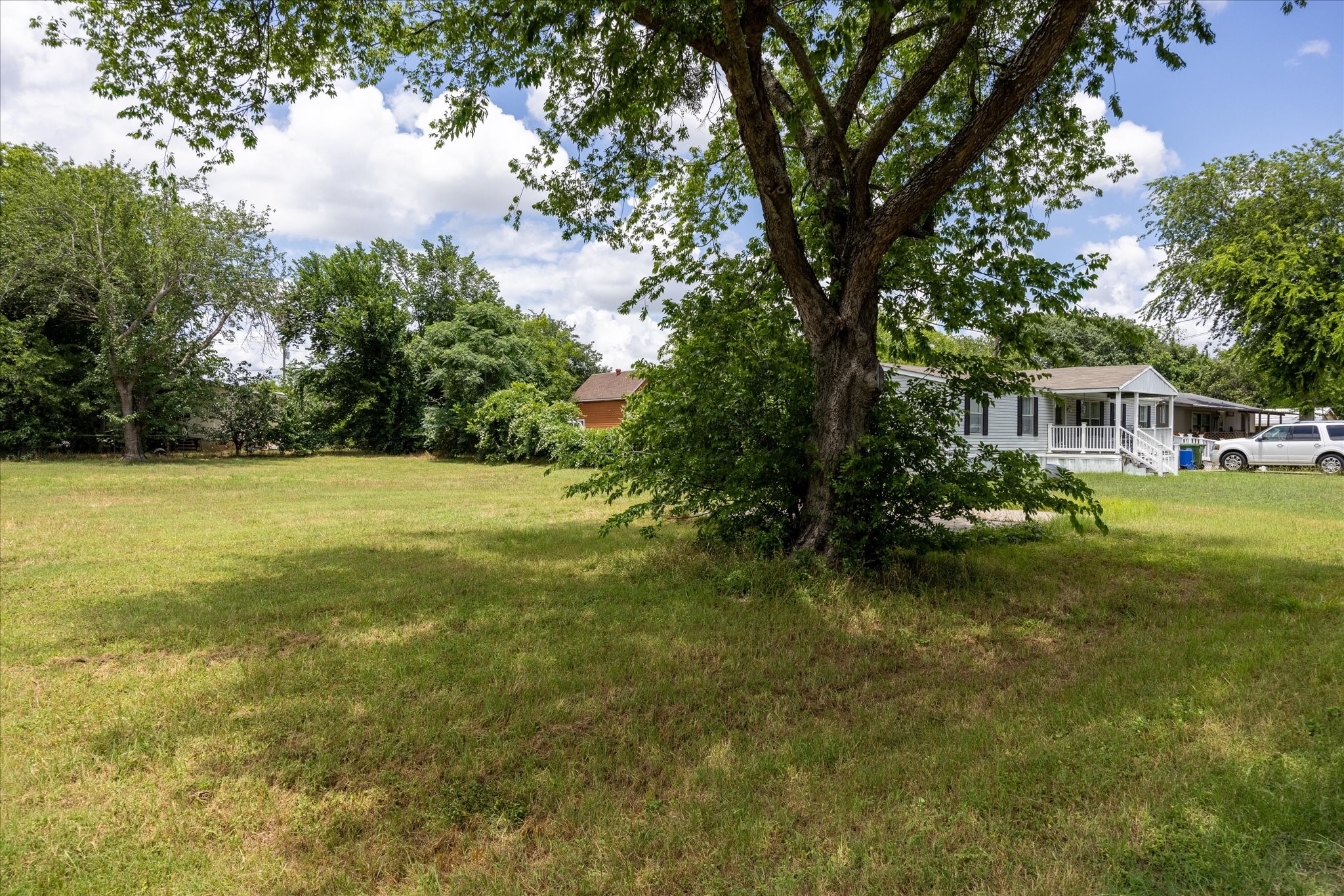 1516 Alamo Drive Granbury TX 76048