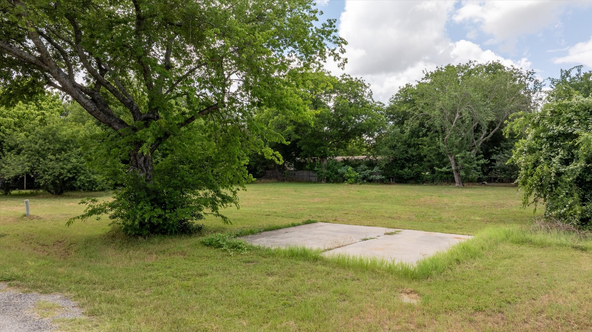 1516 Alamo Drive Granbury TX 76048