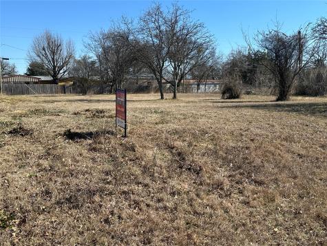 4229 N Main Street Cleburne TX 76058