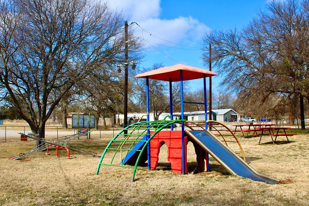 5732 Highland Drive Granbury TX 76048