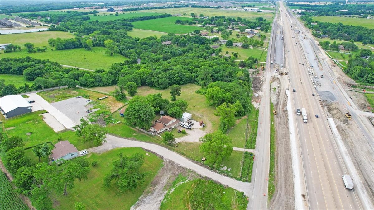 14564 Us Highway 75 Van Alstyne TX 75495