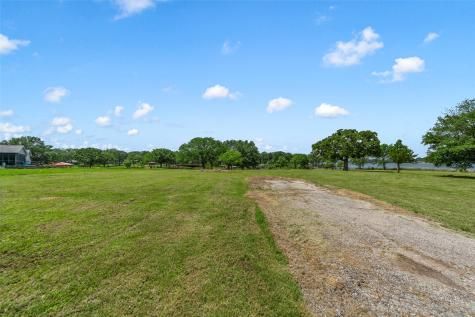 7503 Parkview Drive Bonham TX 75418