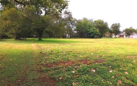 301 4TH Street Eddy TX 76524