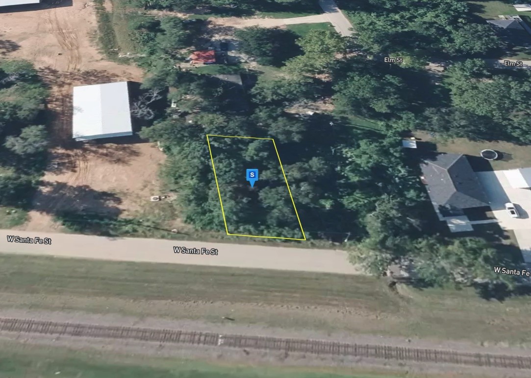855 W Santa Fe Street Conroe TX 77301