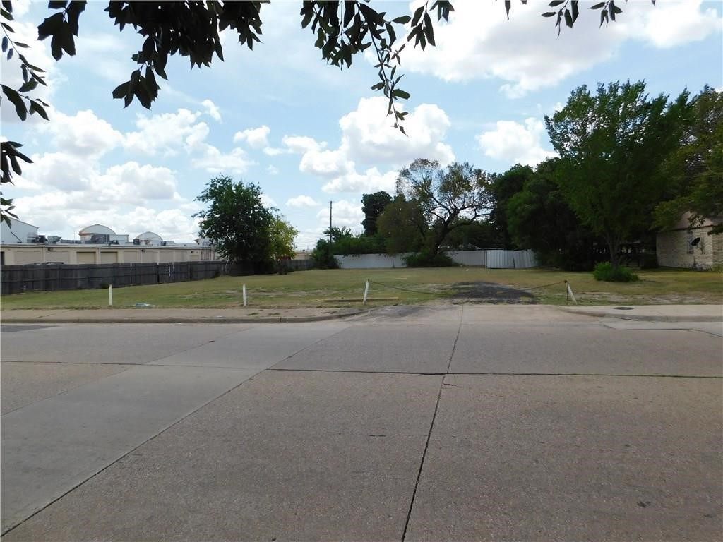 8014 Blossom Lane Dallas TX 75227