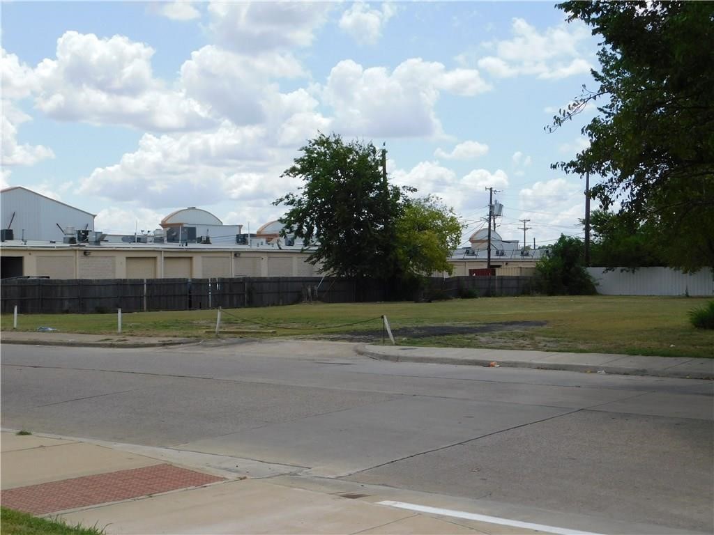 8014 Blossom Lane Dallas TX 75227