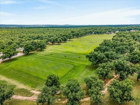 1424 Cirrus Loop Granbury TX 76049