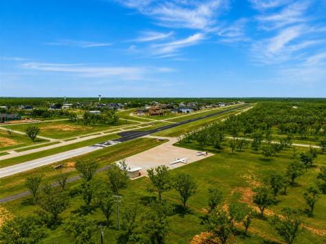 1424 Cirrus Loop Granbury TX 76049