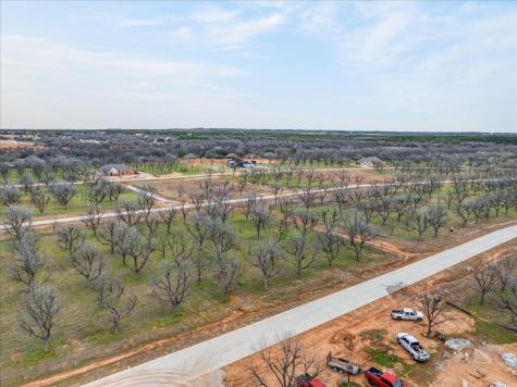 1424 Cirrus Loop Granbury TX 76049