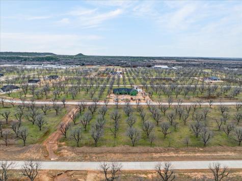 1424 Cirrus Loop Granbury TX 76049