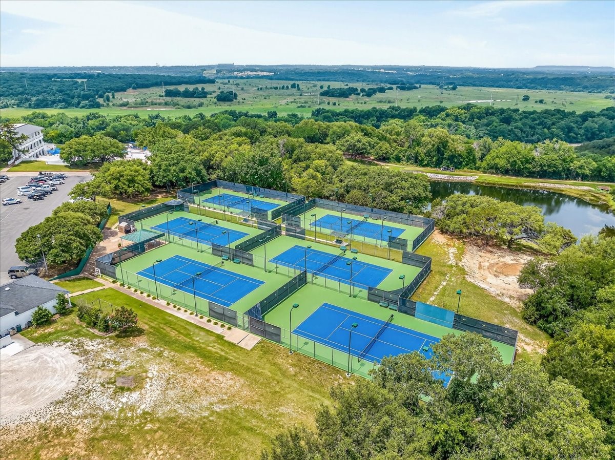 1424 Cirrus Loop Granbury TX 76049