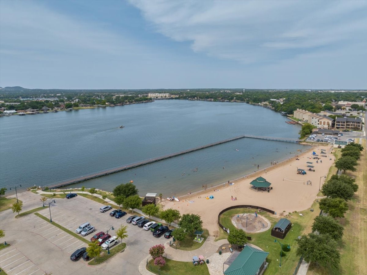 1424 Cirrus Loop Granbury TX 76049