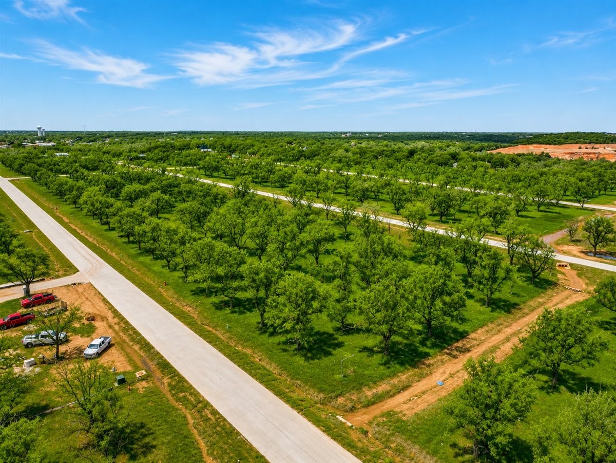 1424 Cirrus Loop Granbury TX 76049