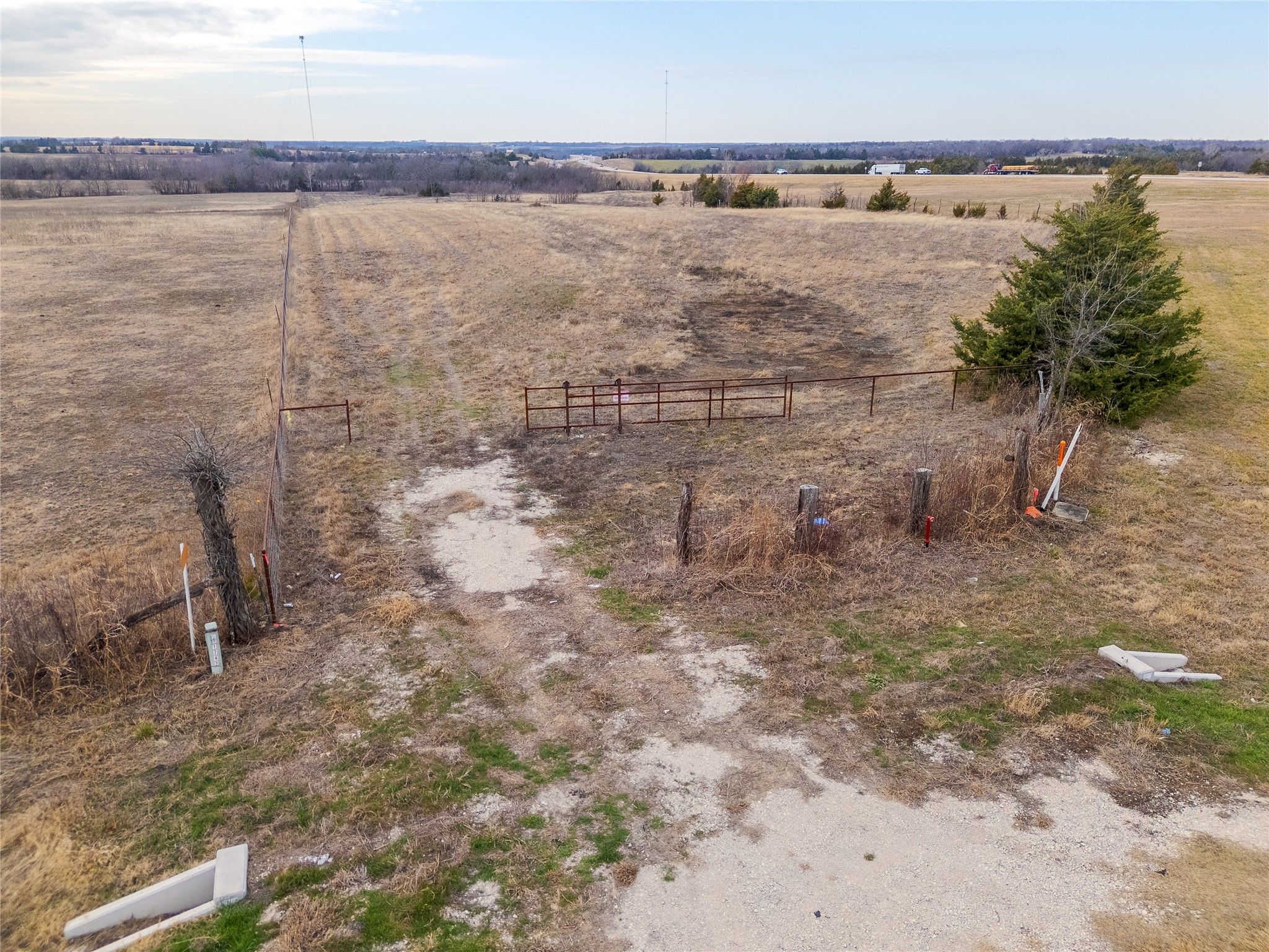 18528 E Fm-1396 Windom TX 75492
