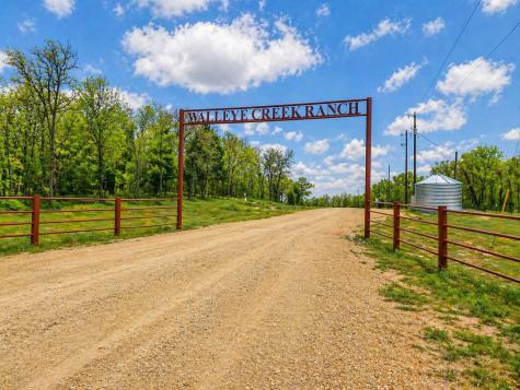 1215 Walleye Creek Trail Lexington TX 78947