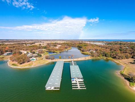 185 Cobalt Cove Corsicana TX 75109