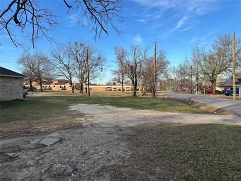 299 Crenshaw Street Terrell TX 75160