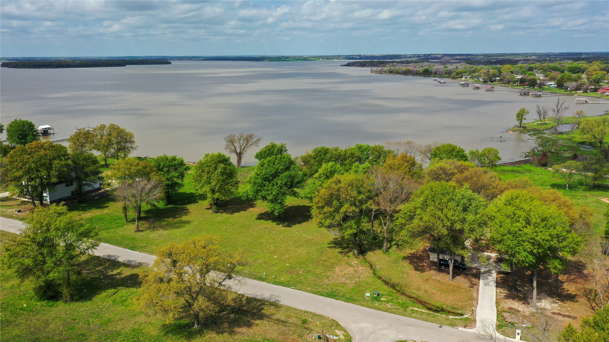 1520 Shoreline Drive Mabank TX 75143