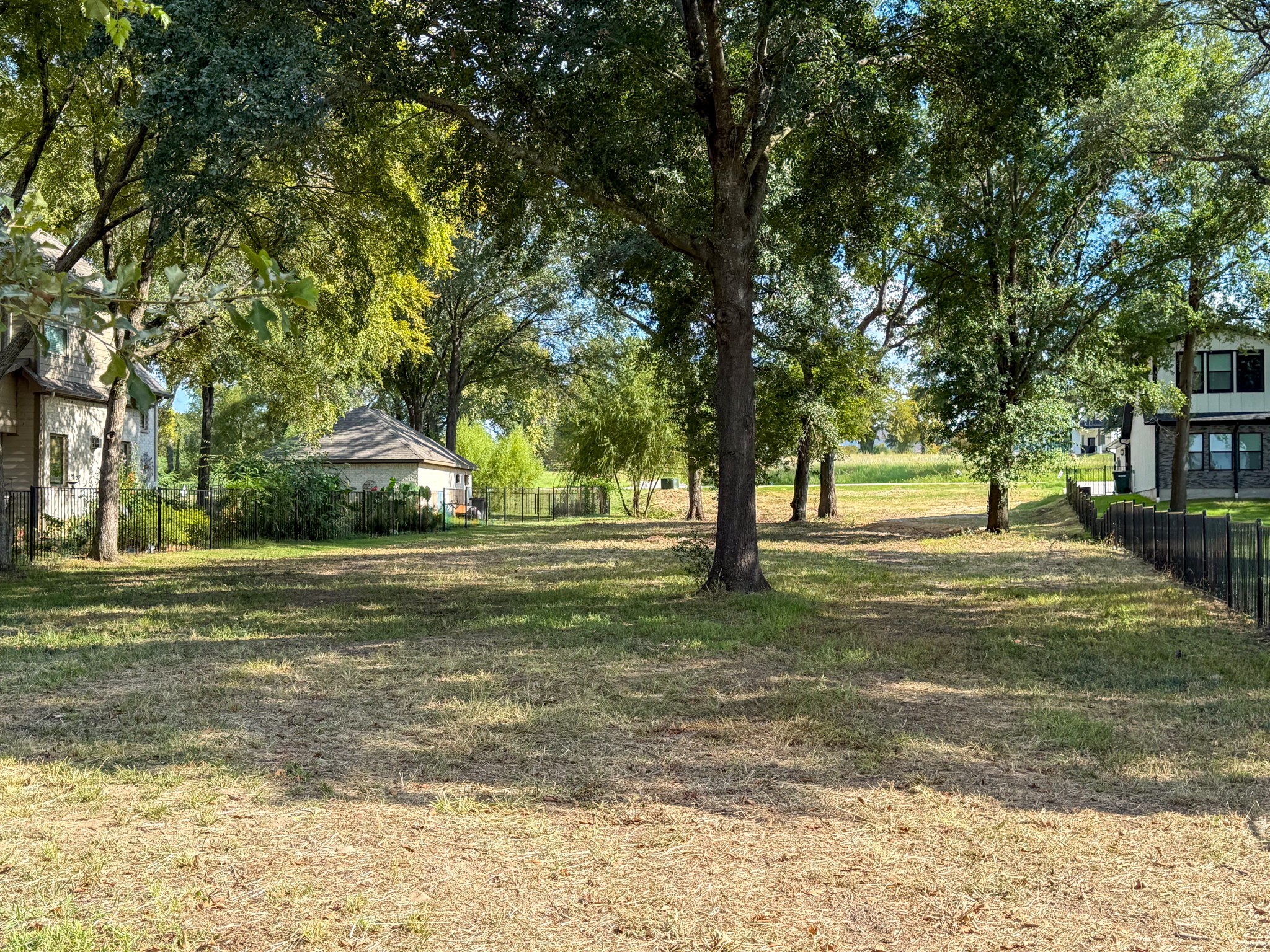 1520 Shoreline Drive Mabank TX 75143
