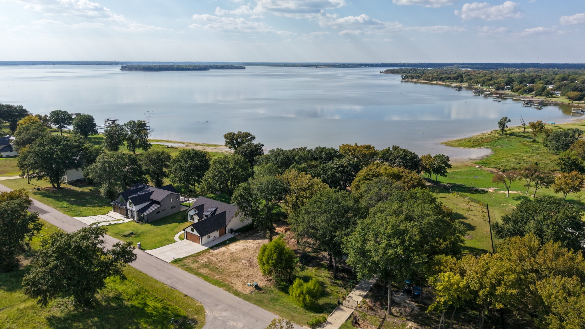 1520 Shoreline Drive Mabank TX 75143