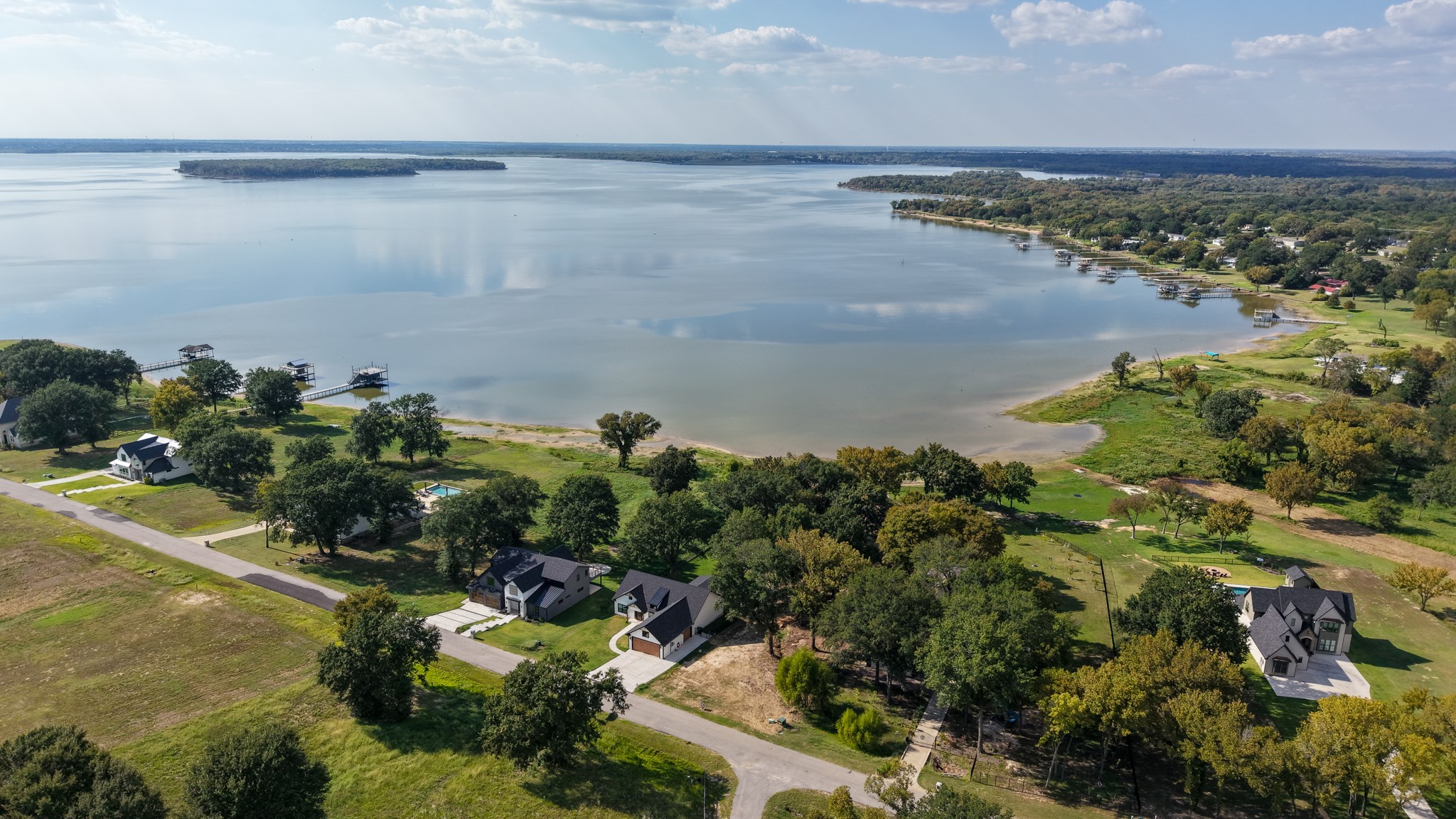 1520 Shoreline Drive Mabank TX 75143