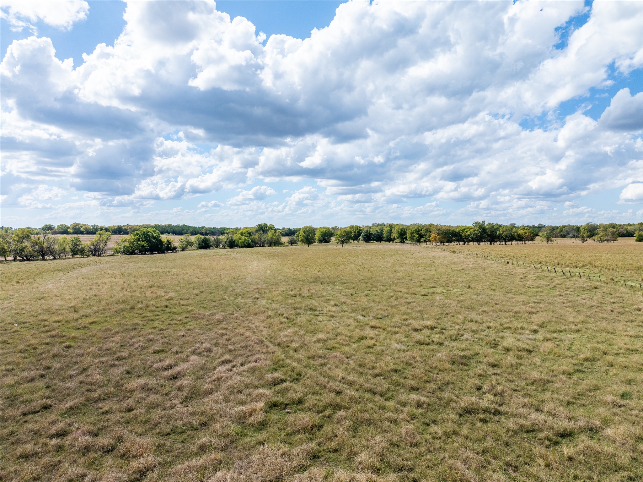 00 Cr 15240 Blossom TX 75416