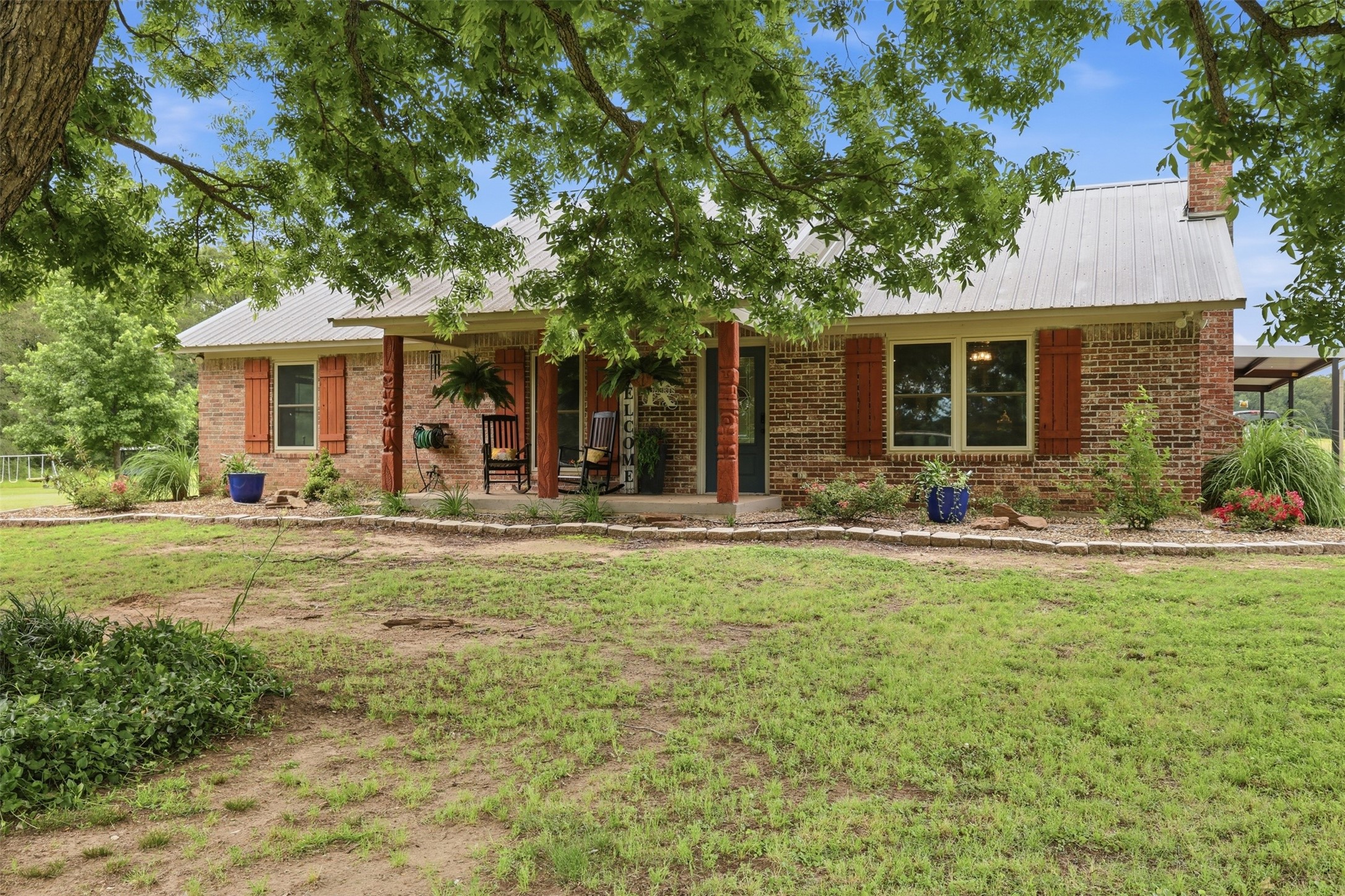 1663 County Road 1405 Bogata TX 75417