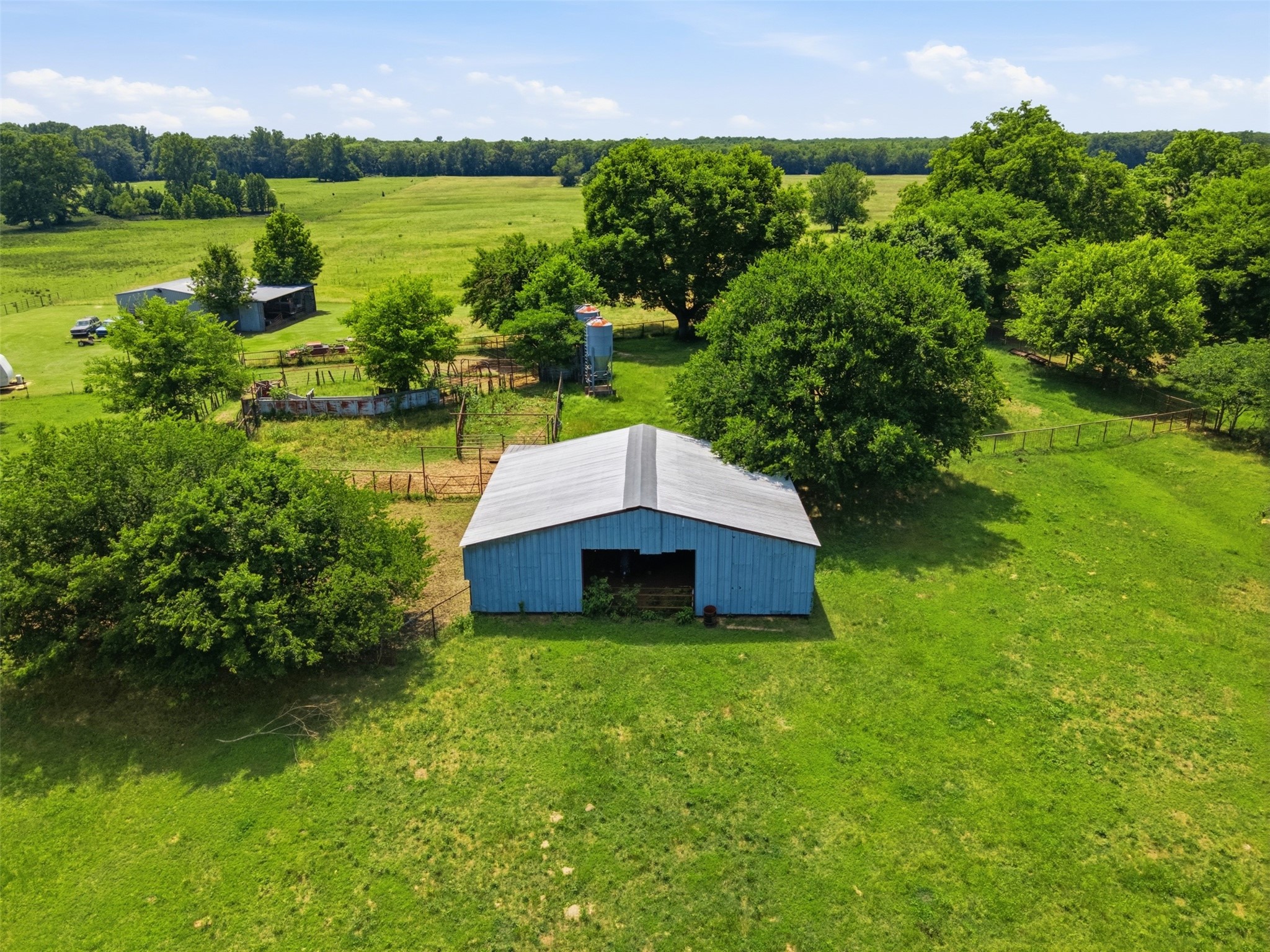 1663 County Road 1405 Bogata TX 75417