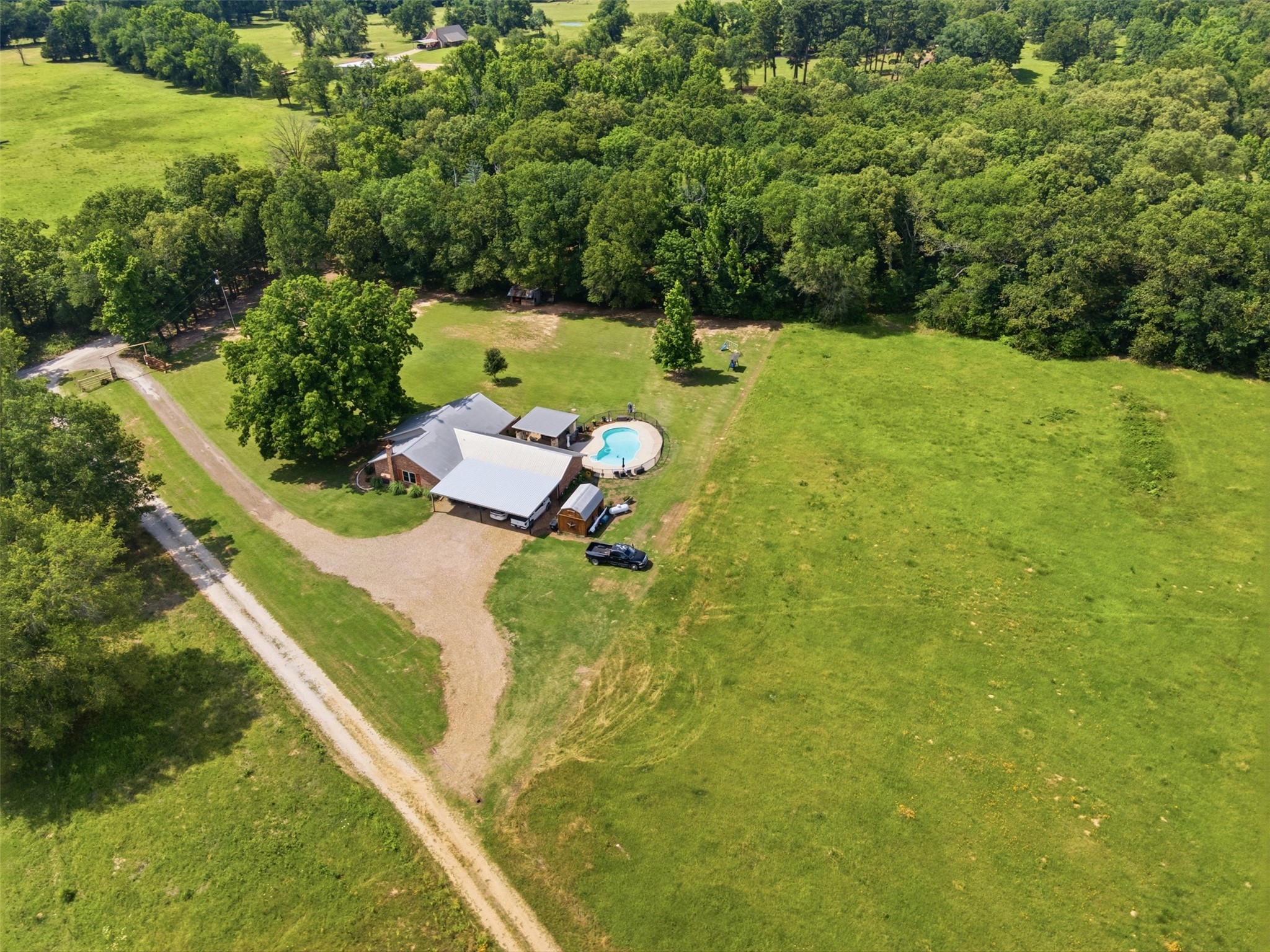 1663 County Road 1405 Bogata TX 75417
